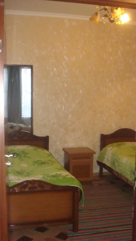 Saro B&B And Safari Tours Tat'ev Eksteriør bilde