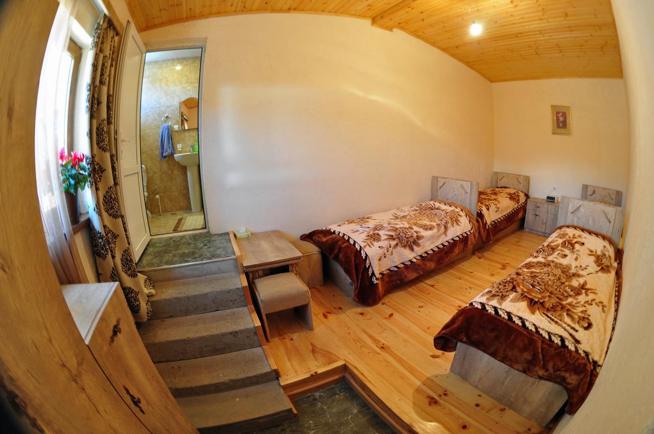 Saro B&B And Safari Tours Tat'ev Eksteriør bilde