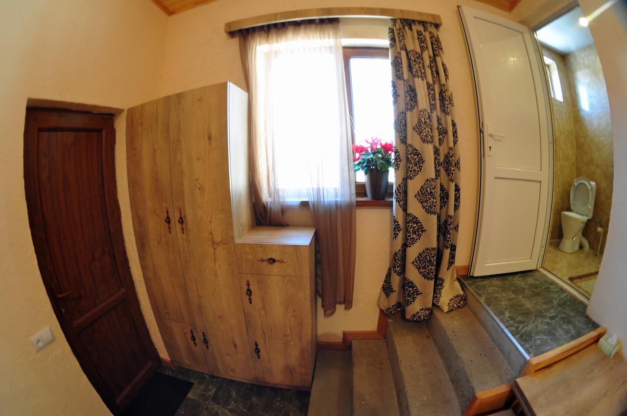 Saro B&B And Safari Tours Tat'ev Eksteriør bilde
